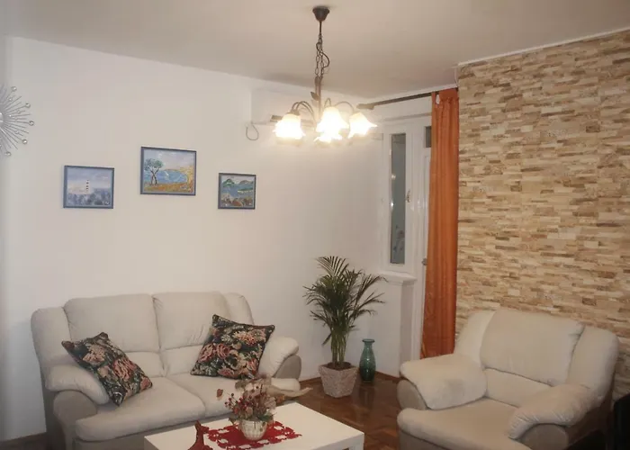 Apartment Jadranka Njivice